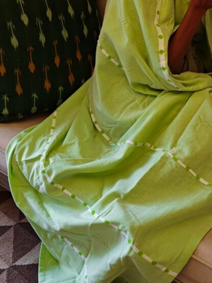 Calyz Layered Green Summer Throw